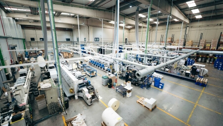 Etiduero porte son parc à 16 presses flexographiques Weigang en Espagne